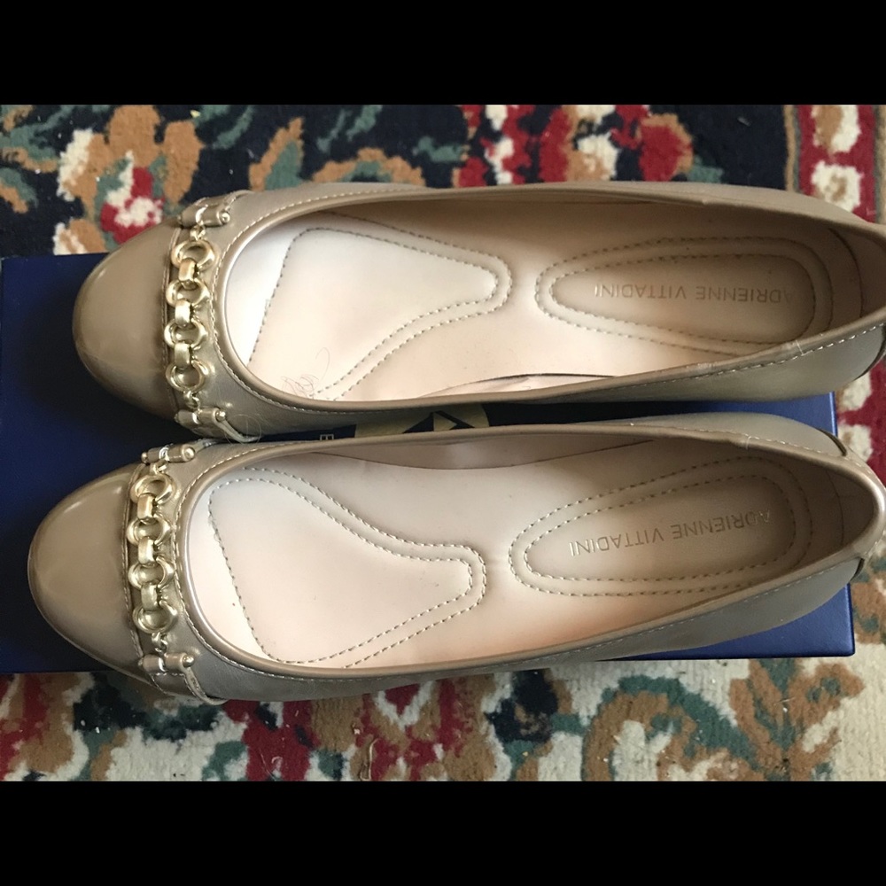 Shoes size 9